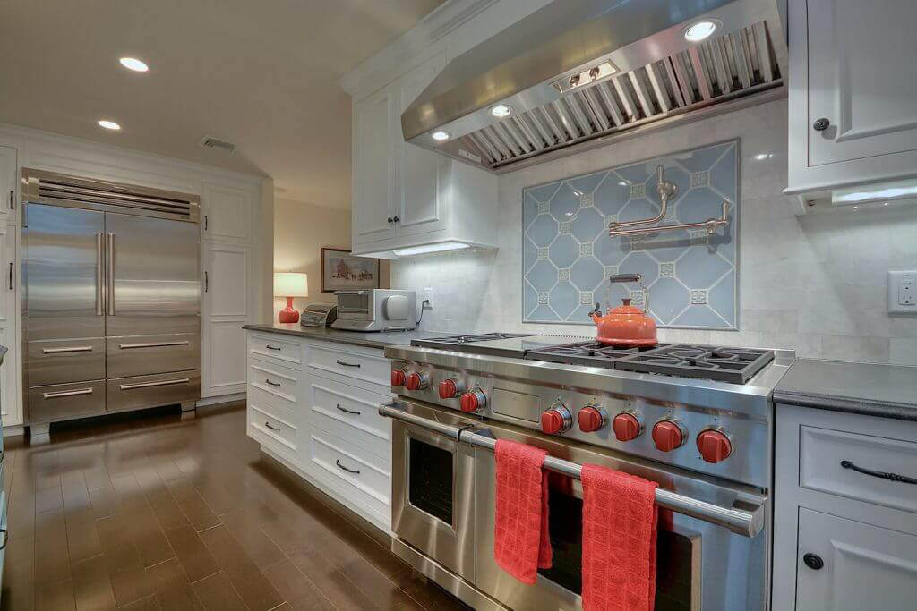 Stainless Steel Stove Backsplash - Photos & Ideas